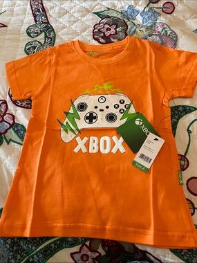 NWT  Orange Graphic XBox T Shirt Size 4
